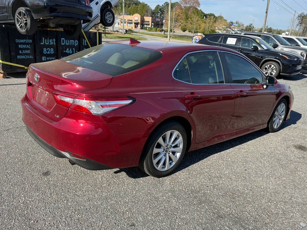 2018 Toyota Camry LE