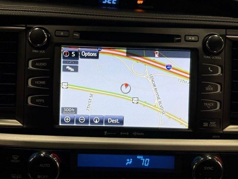 2017 Toyota Highlander SE