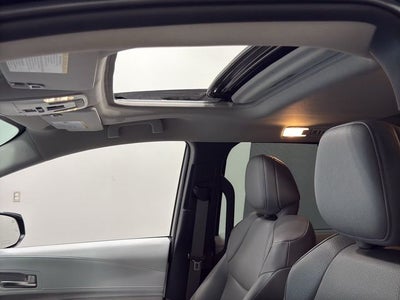 2025 Toyota Sienna XLE 8 Passenger
