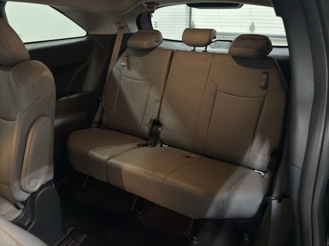 2025 Toyota Sienna XLE 8 Passenger