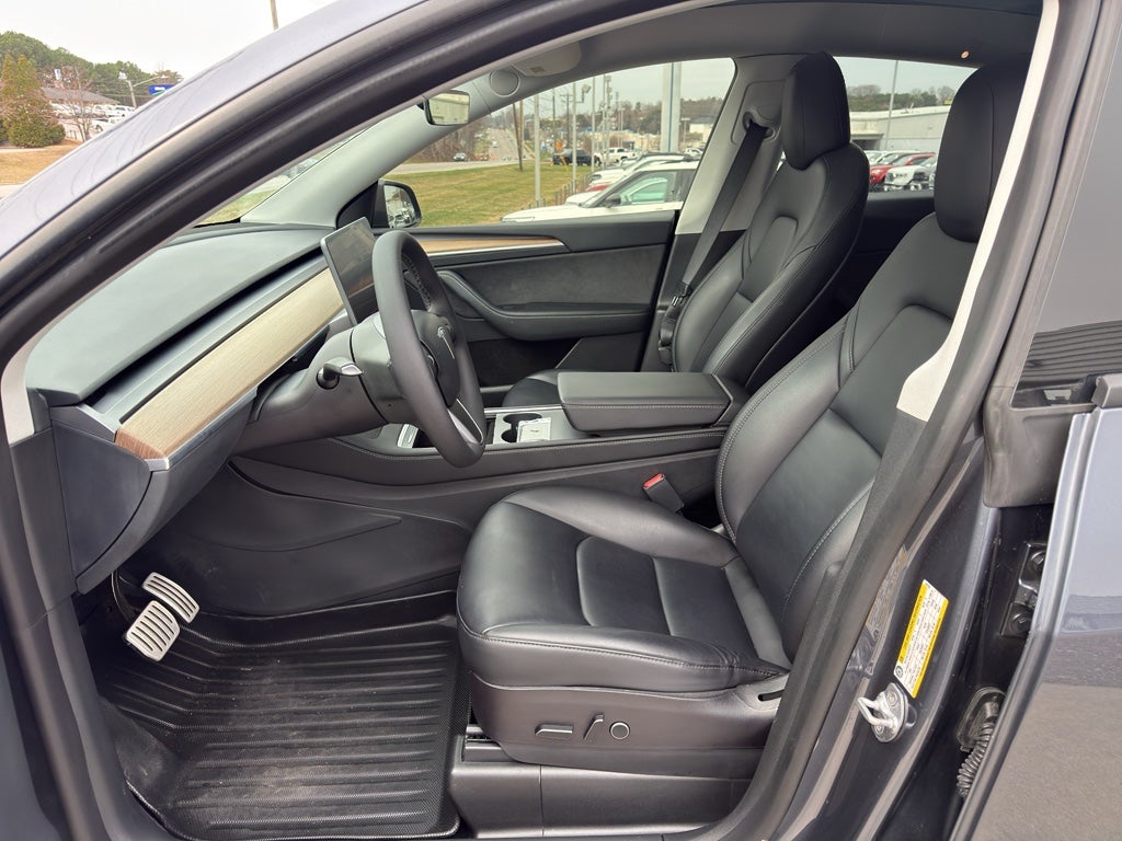 2023 Tesla Model Y Performance