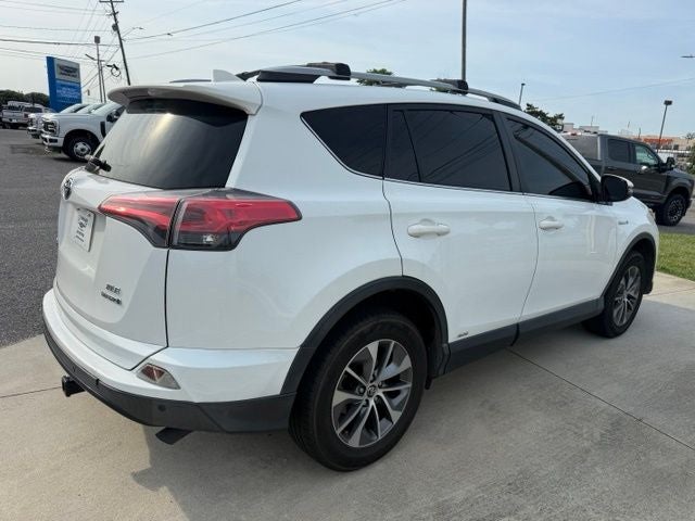 2018 Toyota RAV4 Hybrid XLE