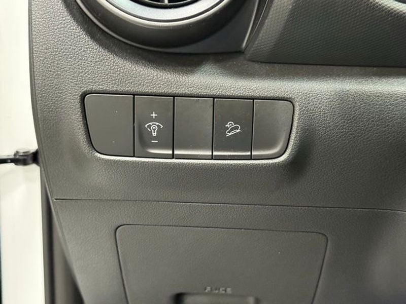 2022 Hyundai Kona N Base