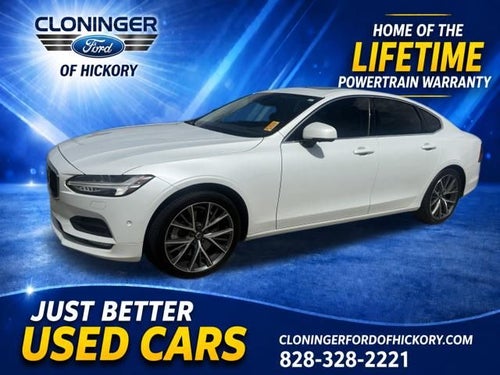 2017 Volvo S90 T6 Momentum