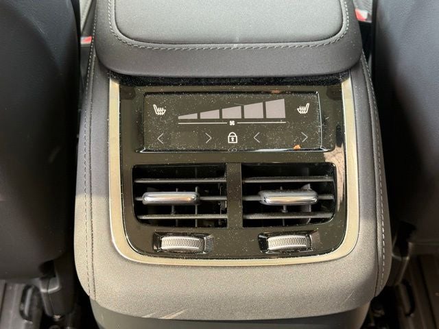 2025 Volvo XC90 B6 Plus 7-Seater 2025.5