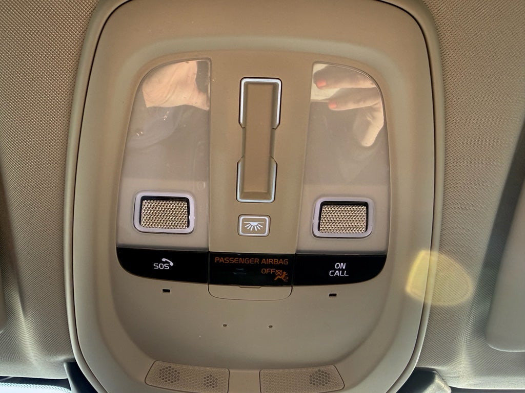 2022 Volvo XC60 Momentum