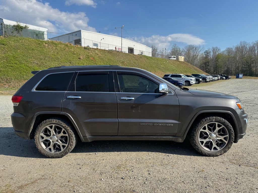 2020 Jeep Grand Cherokee Overland