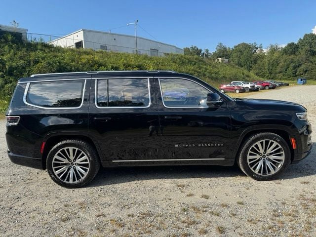 2022 Jeep Grand Wagoneer Series III