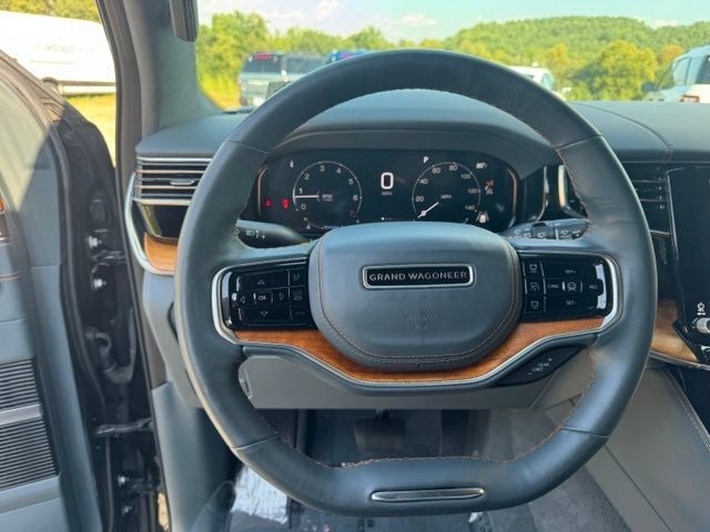 2022 Jeep Grand Wagoneer Series III