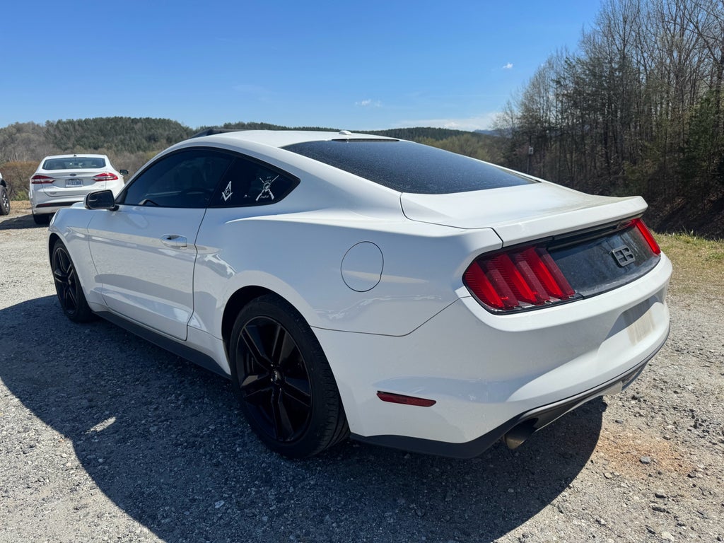 2015 Ford Mustang EcoBoost Premium