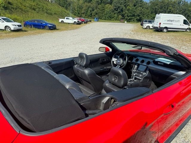 2022 Ford Mustang EcoBoost Premium