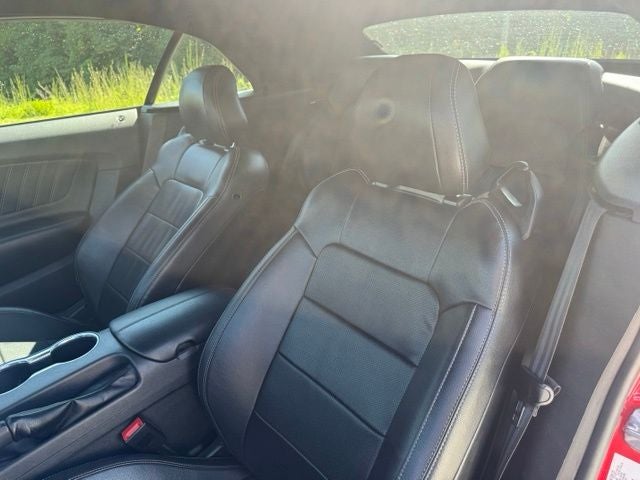 2022 Ford Mustang EcoBoost Premium