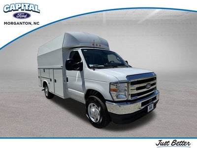 2026 Ford E-350SD Base Cutaway