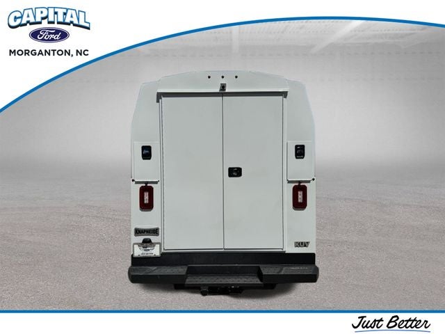 2026 Ford E-350SD Base Cutaway