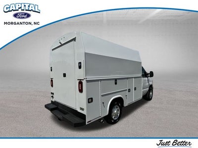 2026 Ford E-350SD Base Cutaway