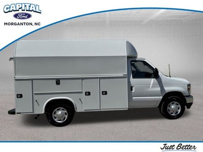 2026 Ford E-350SD Base Cutaway