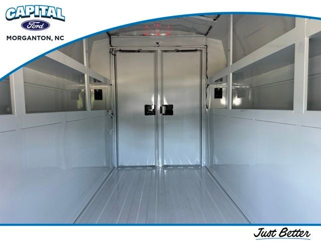 2026 Ford E-350SD Base Cutaway
