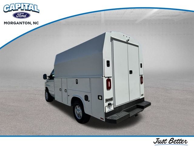 2026 Ford E-350SD Base Cutaway