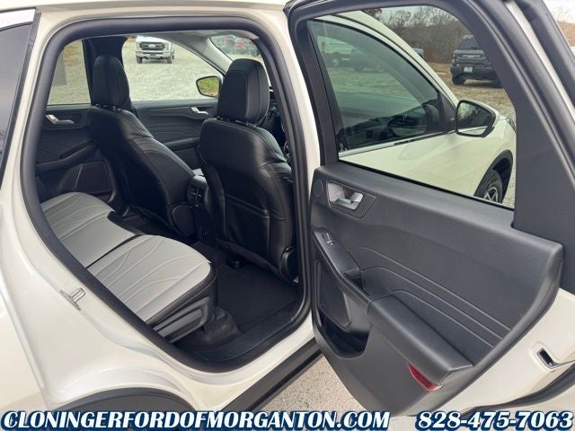 2026 Ford Escape Hybrid Platinum