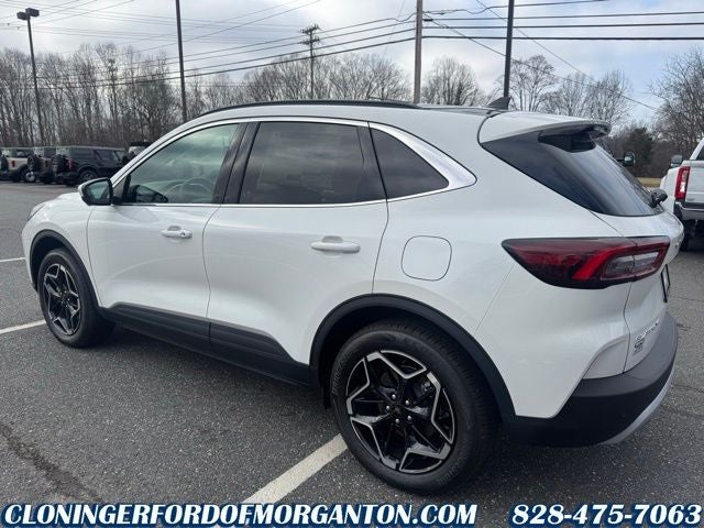 2026 Ford Escape Hybrid Platinum