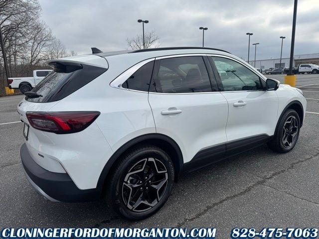 2026 Ford Escape Hybrid Platinum