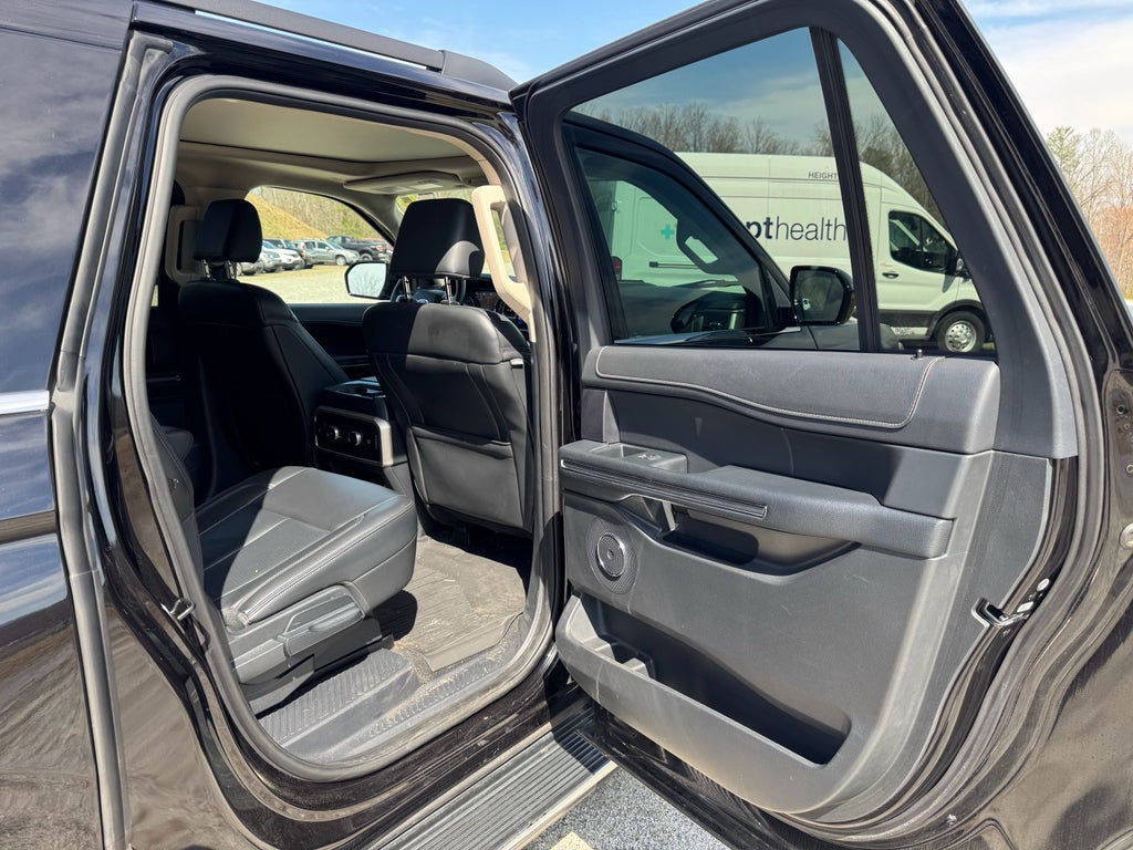 2023 Ford Expedition Max XLT