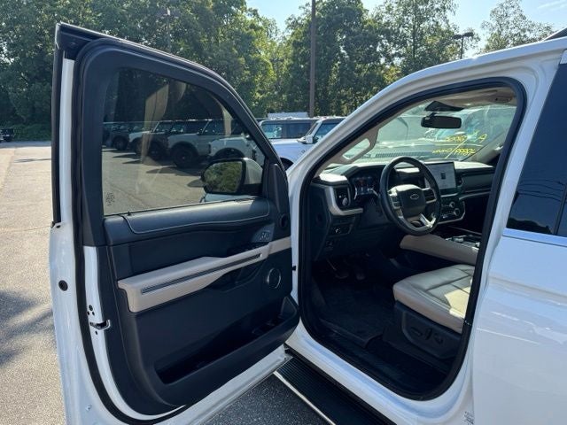 2022 Ford Expedition Max XLT
