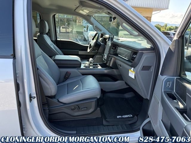 2025 Ford F-150 Lightning Flash