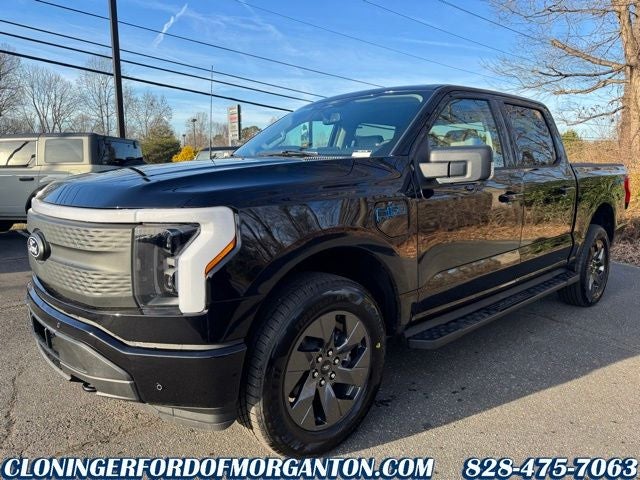 2025 Ford F-150 Lightning Flash