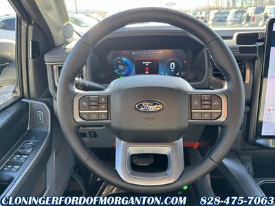 2025 Ford F-150 Lightning Flash