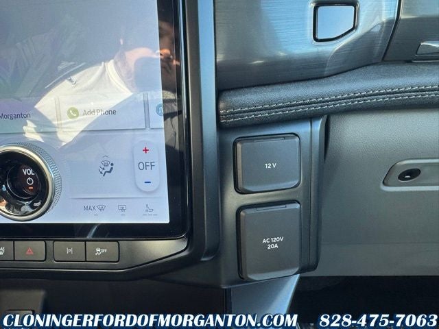 2025 Ford F-150 Lightning Flash