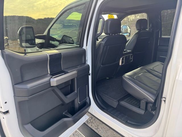 2022 Ford F-350SD Platinum