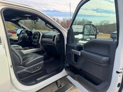 2022 Ford F-350SD Platinum