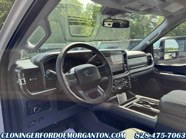 2026 Ford F-350SD Lariat DRW
