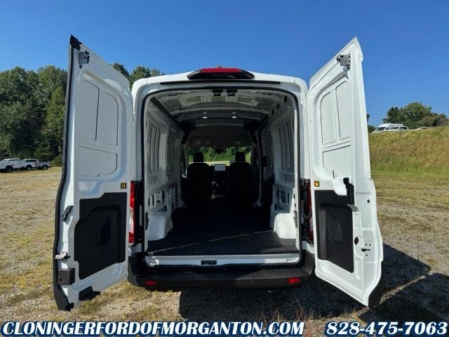 2027 Ford Transit-250 Base
