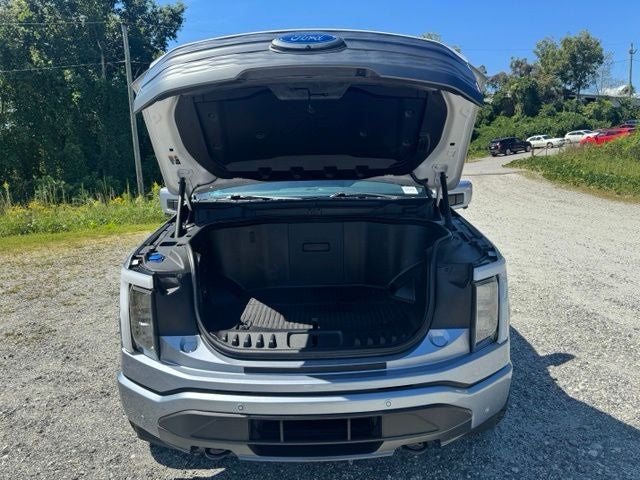 2022 Ford F-150 Lightning Lariat