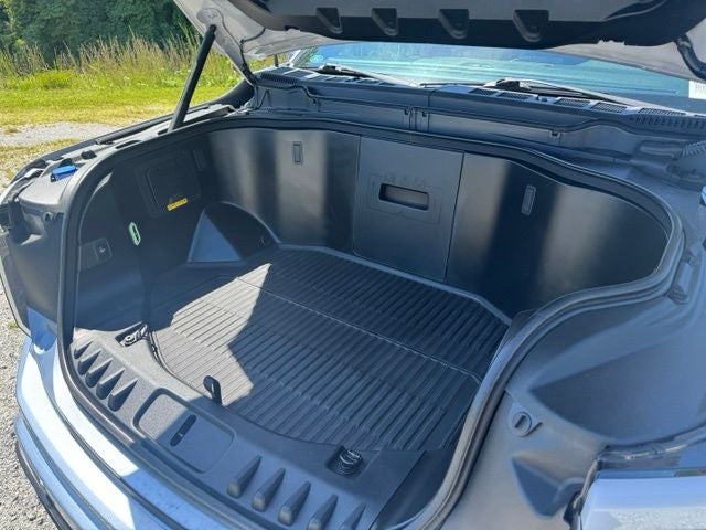 2022 Ford F-150 Lightning Lariat
