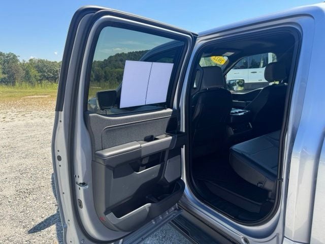 2022 Ford F-150 Lightning Lariat