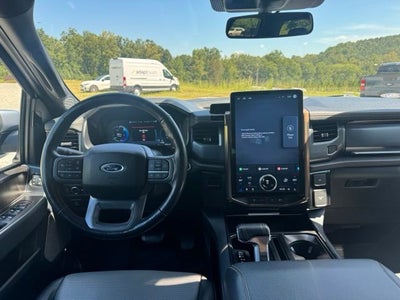2022 Ford F-150 Lightning Lariat