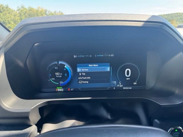 2022 Ford F-150 Lightning Lariat