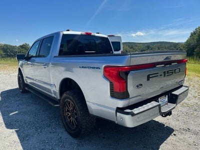 2022 Ford F-150 Lightning Lariat
