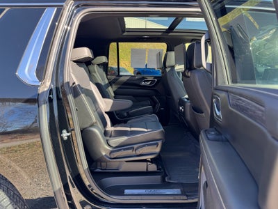 2023 GMC Yukon XL SLT