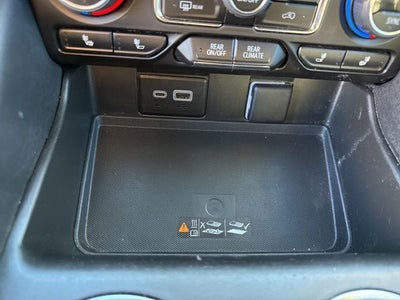 2023 Chevrolet Suburban RST