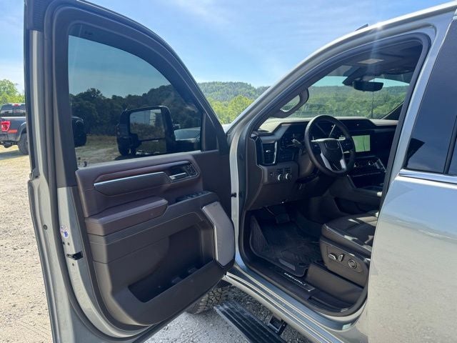 2024 GMC Sierra 3500HD Denali