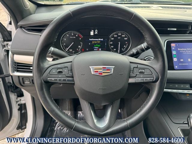 2023 Cadillac XT4 Premium Luxury