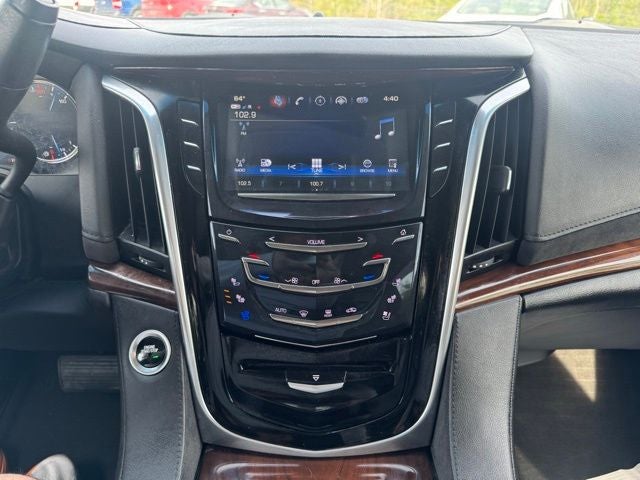 2019 Cadillac Escalade Luxury