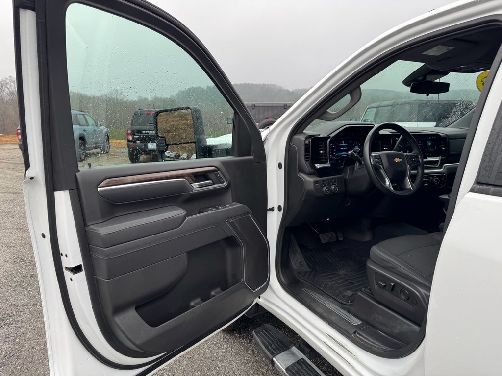 2025 Chevrolet Silverado 2500HD LT