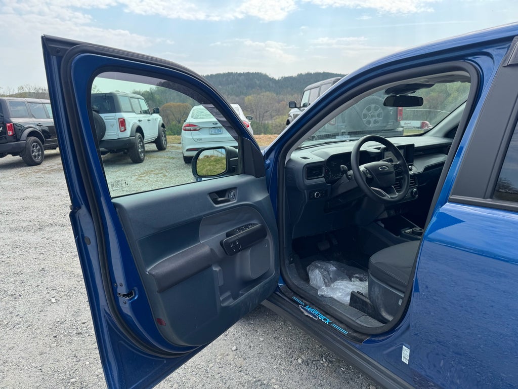 2023 Ford Maverick XL
