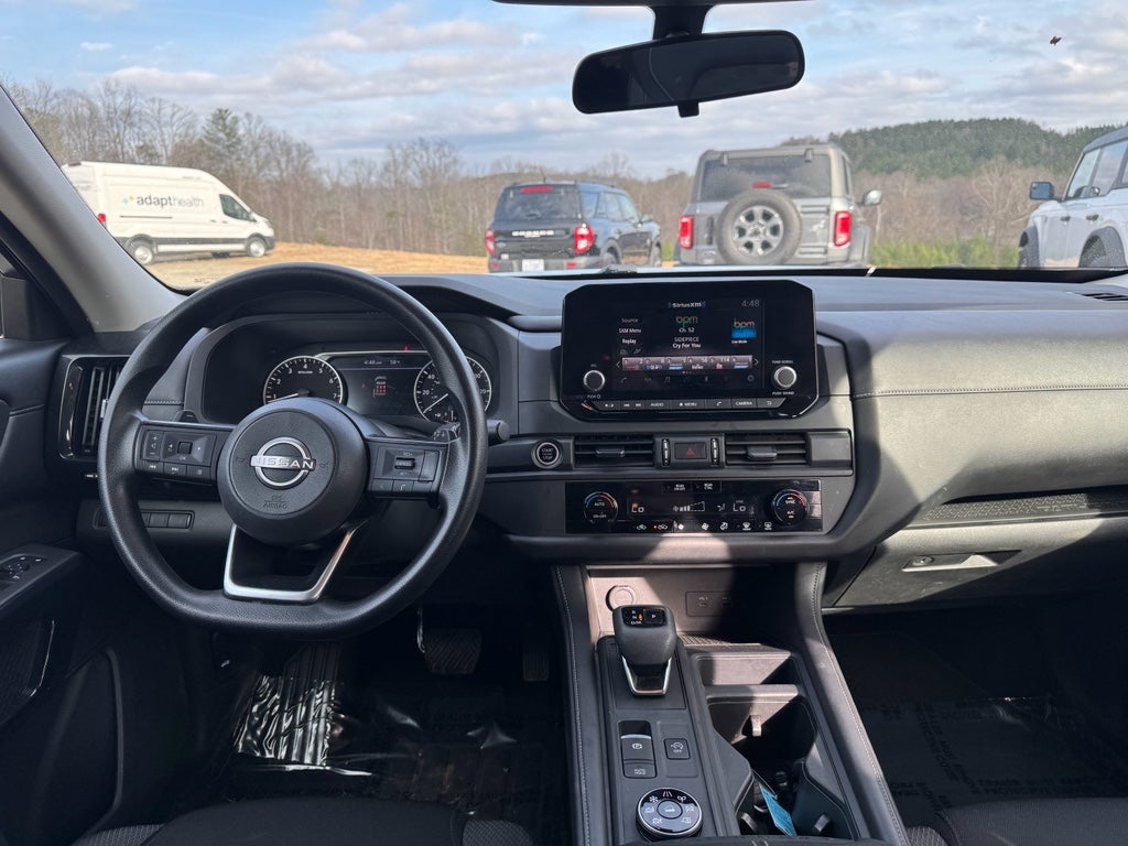 2024 Nissan Pathfinder S