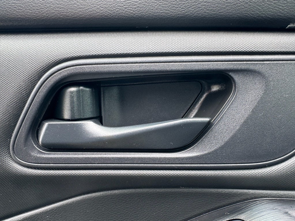 2024 Nissan Pathfinder S